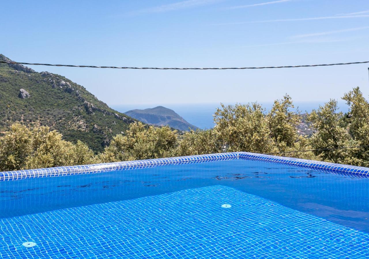 Villa 1 Sleeps 2 Honeymoon Isolated Infinity-Villa Orkide Uzumlu  Экстерьер фото