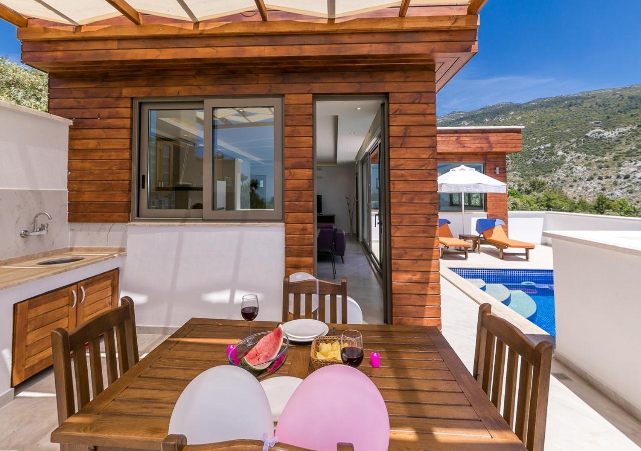 Villa 1 Sleeps 2 Honeymoon Isolated Infinity-Villa Orkide Uzumlu  Экстерьер фото